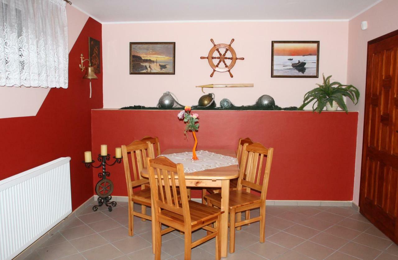 Apartamenty Klemens Пуцк Екстериор снимка